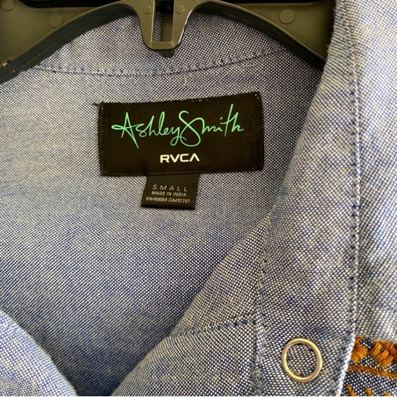 Rcva Denim Button Down - Picture 4 of 4